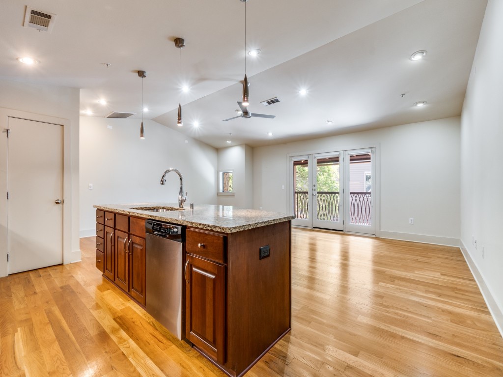 5107 Dillard Lane Dallas TX 75209