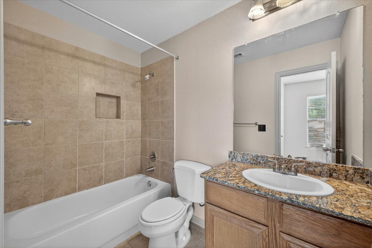 2312 Calendar Court Grand Prairie TX 75050