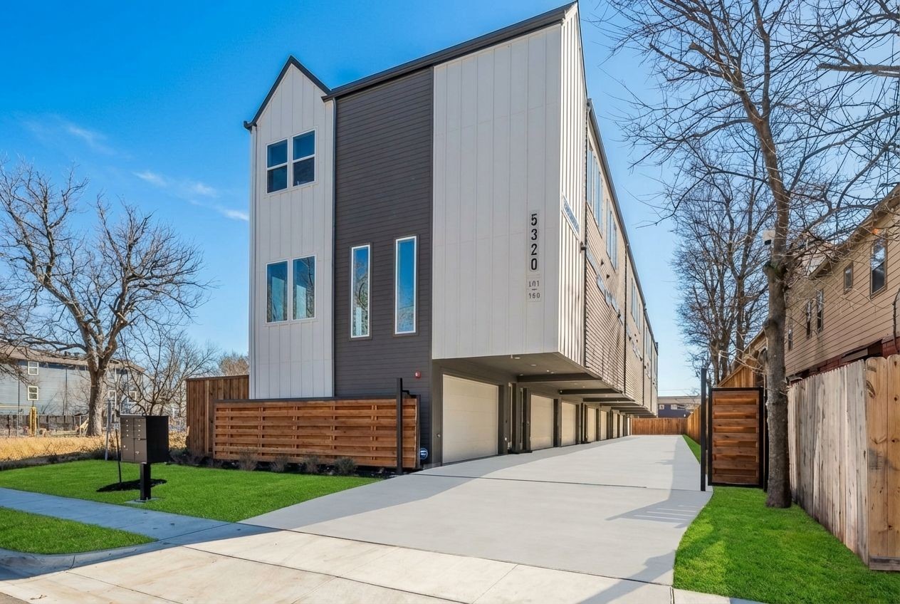 5320 Reiger Avenue Dallas TX 75214