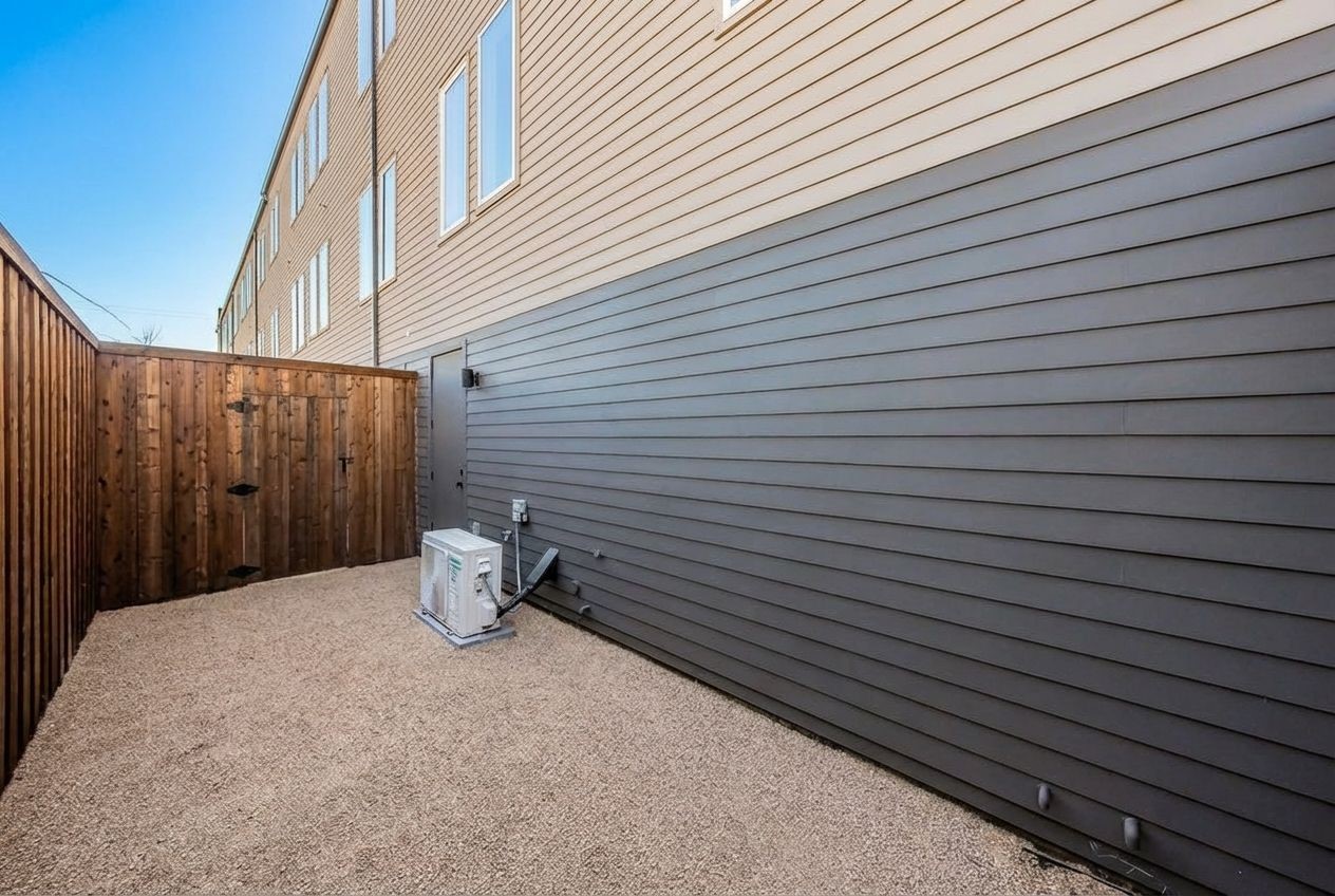 5320 Reiger Avenue Dallas TX 75214