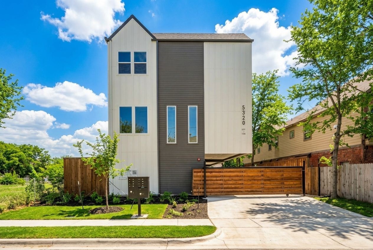 5320 Reiger Avenue Dallas TX 75214