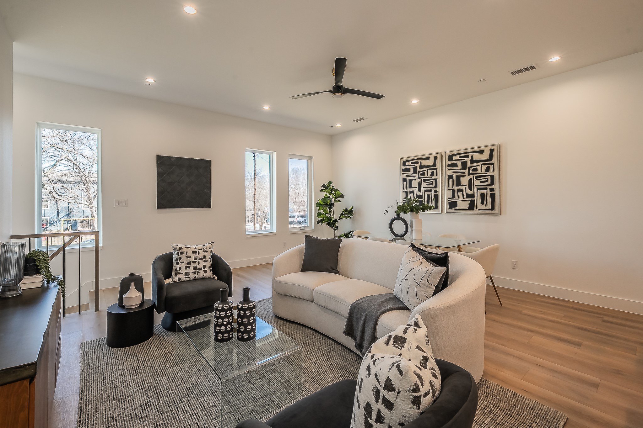 5320 Reiger Avenue Dallas TX 75214