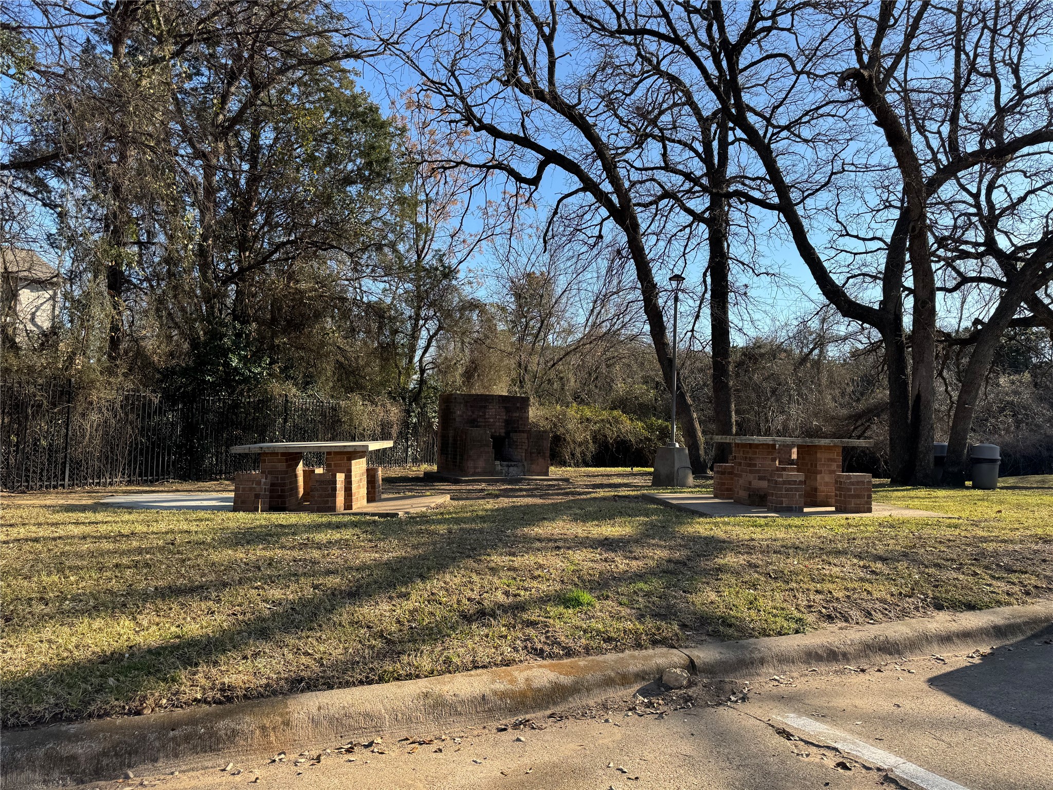 2300 Bamboo Drive Arlington TX 76006