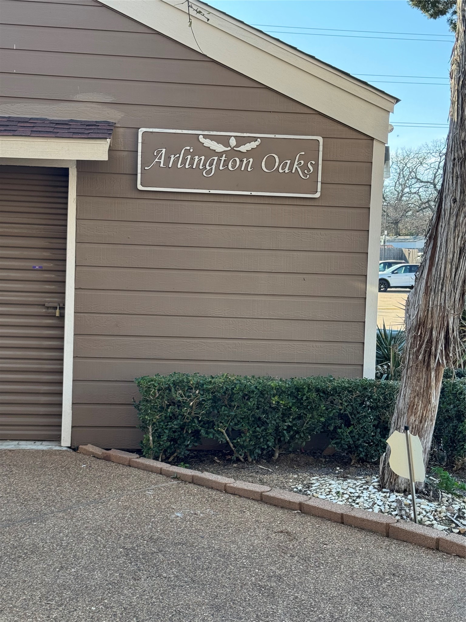 2300 Bamboo Drive Arlington TX 76006