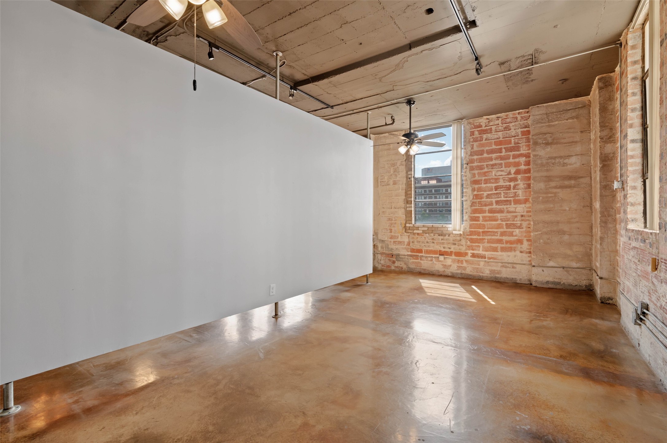 1122 Jackson Street Dallas TX 75202