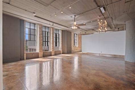1122 Jackson Street Dallas TX 75202