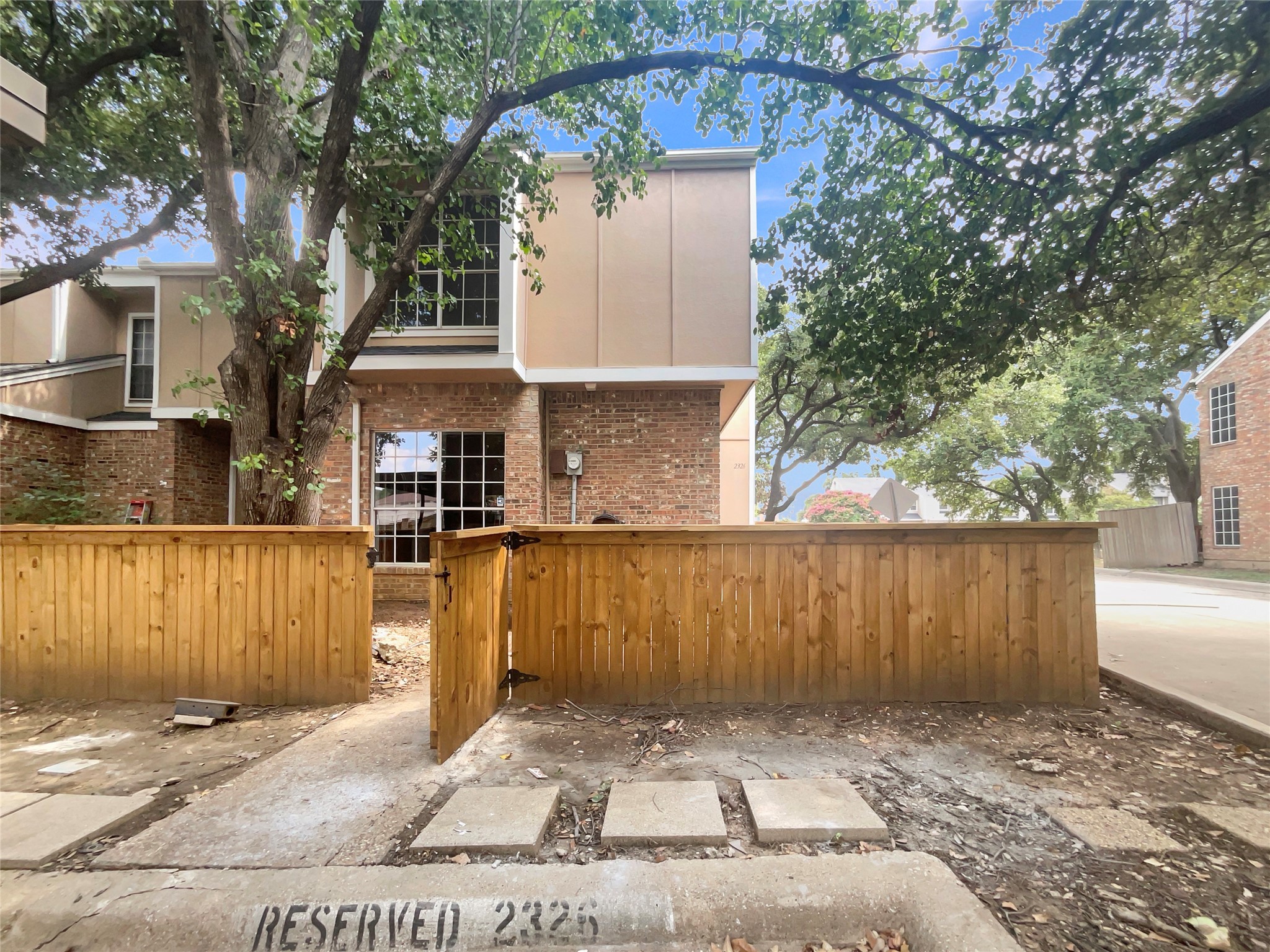 2326 Northlake Court Irving TX 75038