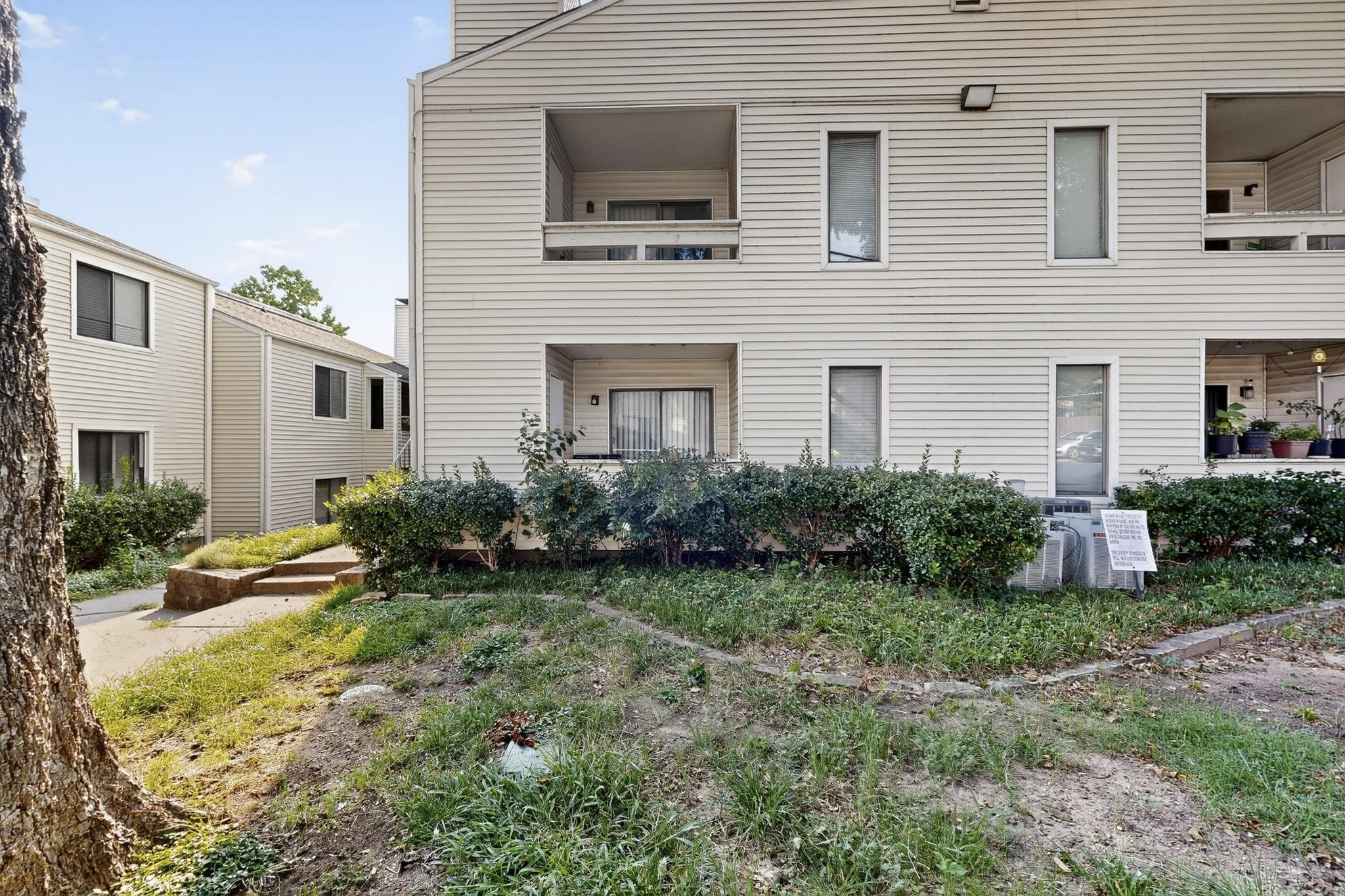 7431 Holly Hill Drive Dallas TX 75231