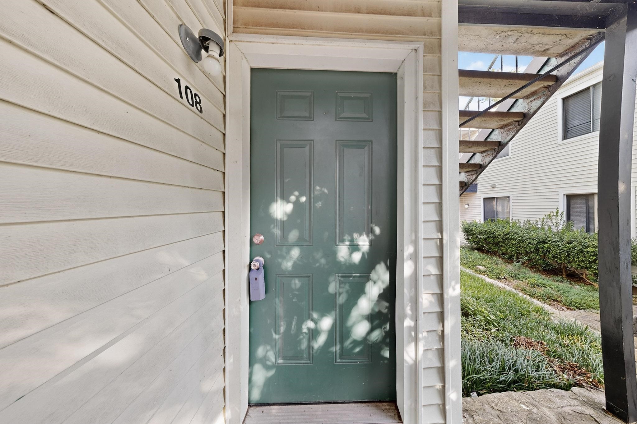 7431 Holly Hill Drive Dallas TX 75231