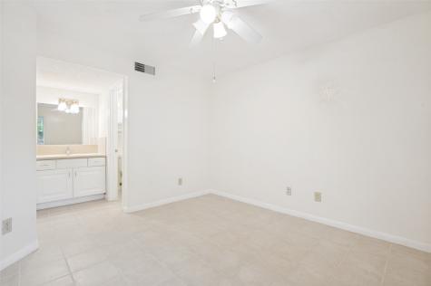 18333 Roehampton Drive Dallas TX 75252