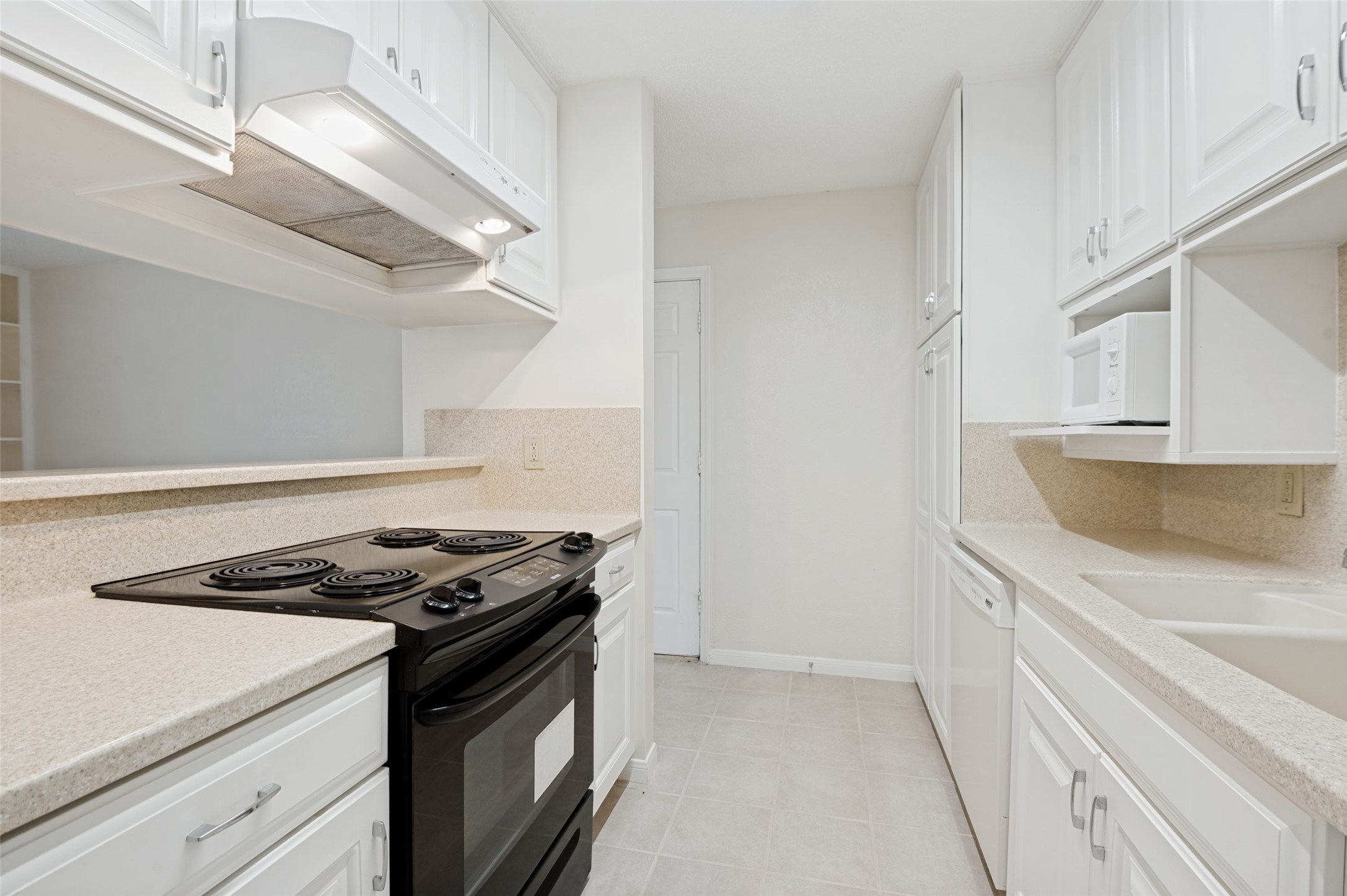 18333 Roehampton Drive Dallas TX 75252