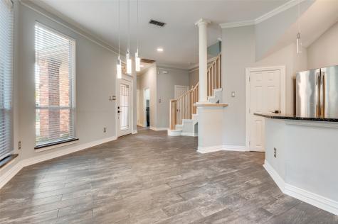 529 Lochngreen Trail Arlington TX 76012