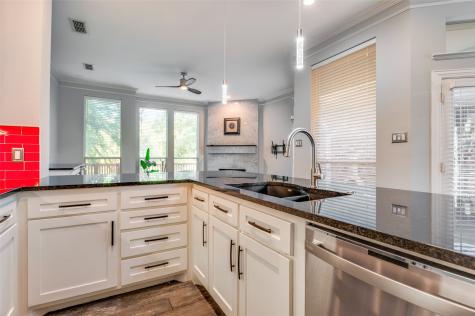 529 Lochngreen Trail Arlington TX 76012