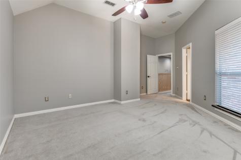 529 Lochngreen Trail Arlington TX 76012