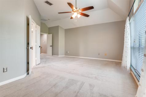529 Lochngreen Trail Arlington TX 76012