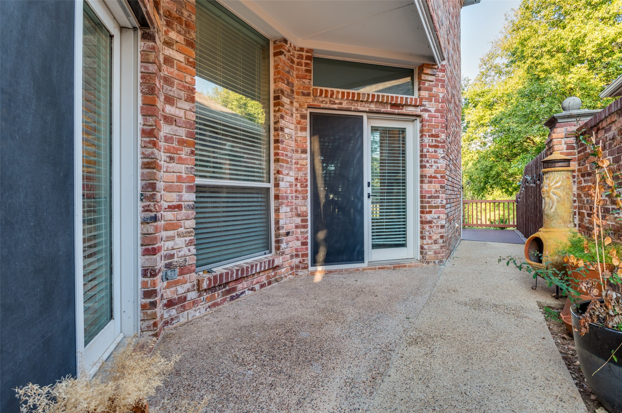 529 Lochngreen Trail Arlington TX 76012