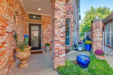 529 Lochngreen Trail Arlington TX 76012