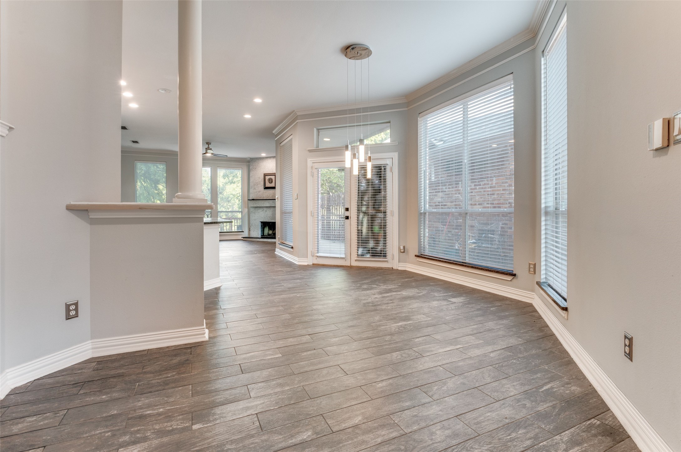 529 Lochngreen Trail Arlington TX 76012