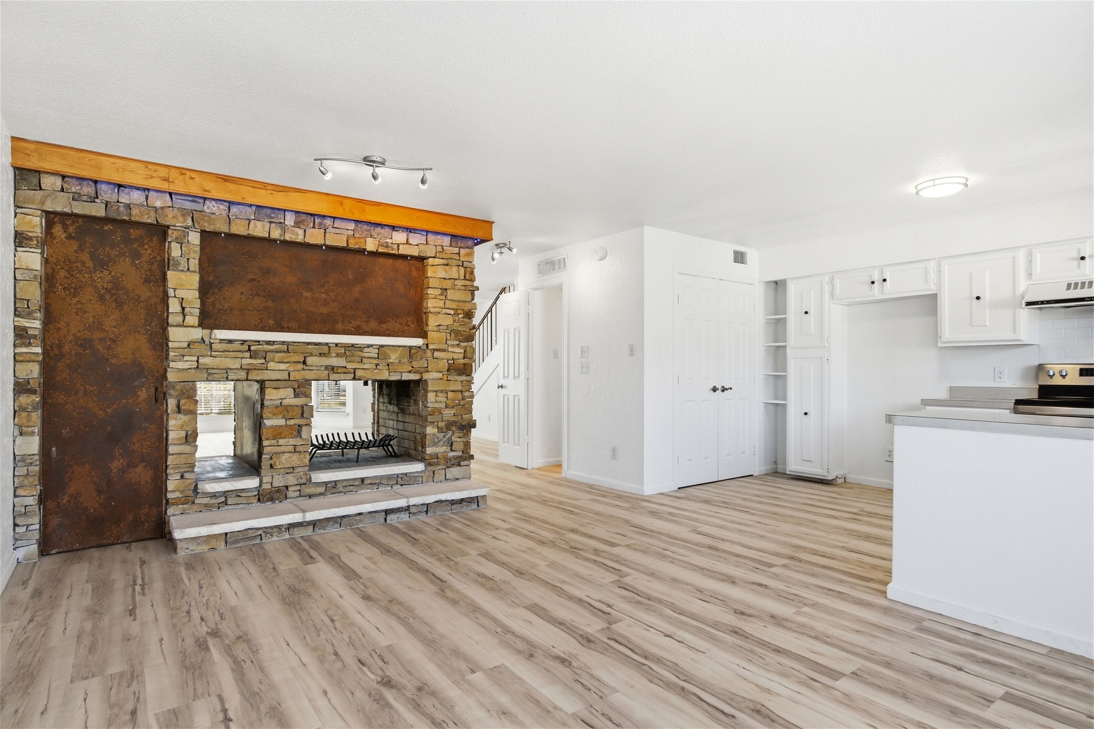 5810 Marina Drive Garland TX 75043