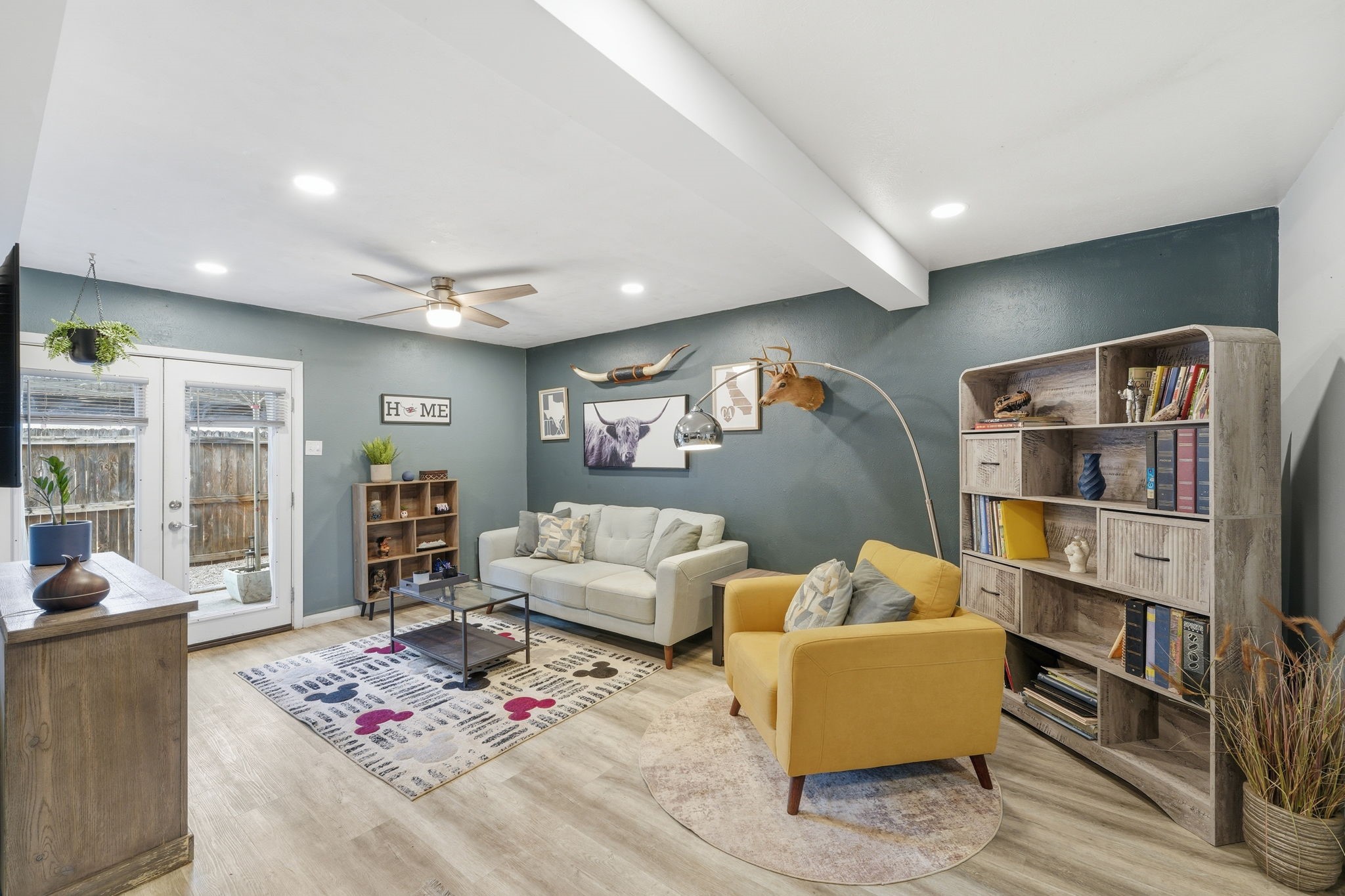 1821 E Grauwyler Road Irving TX 75061