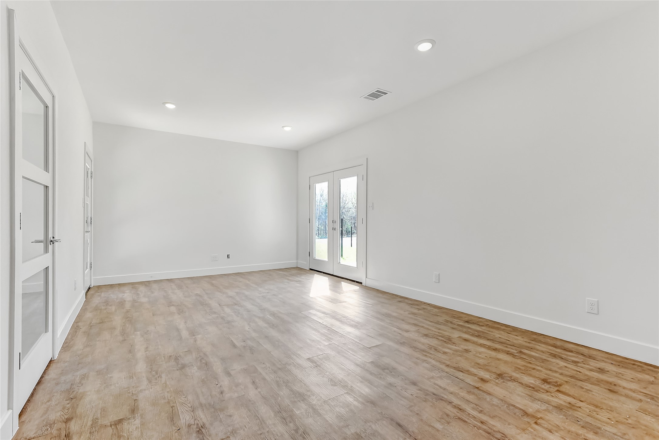 3260 Crawford Denison TX 75020