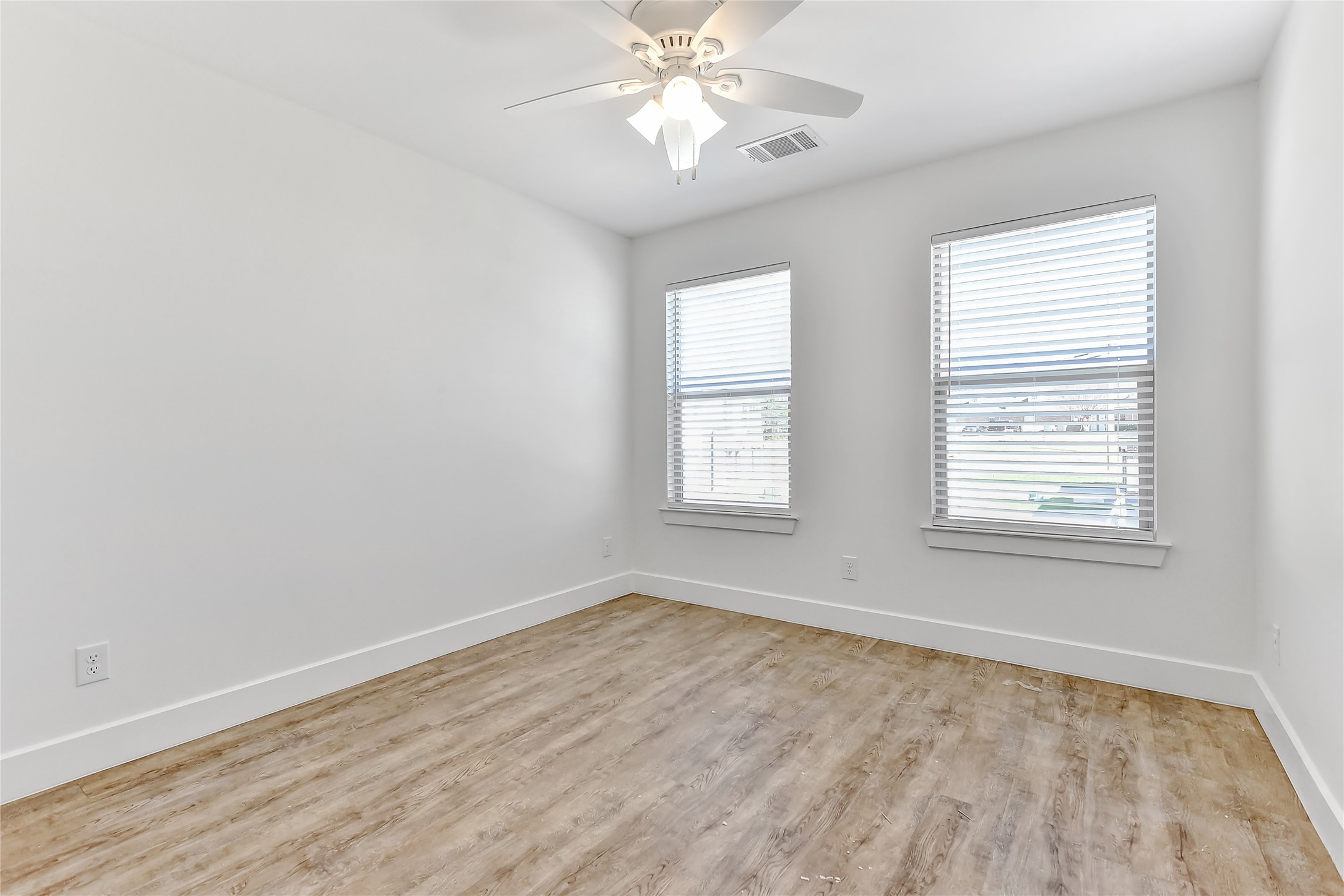 3260 Crawford Denison TX 75020