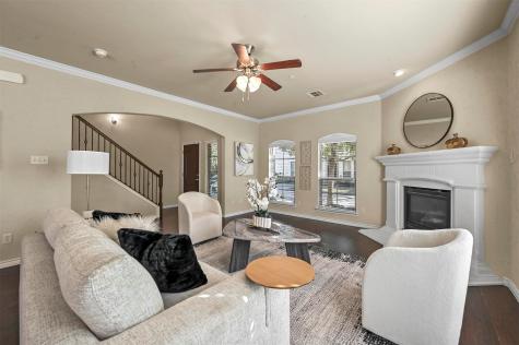 8712 Whitehead Street Mckinney TX 75070