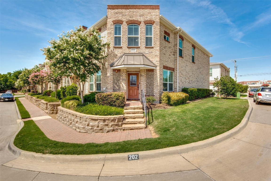 202 Lily Lane Lewisville TX 75057