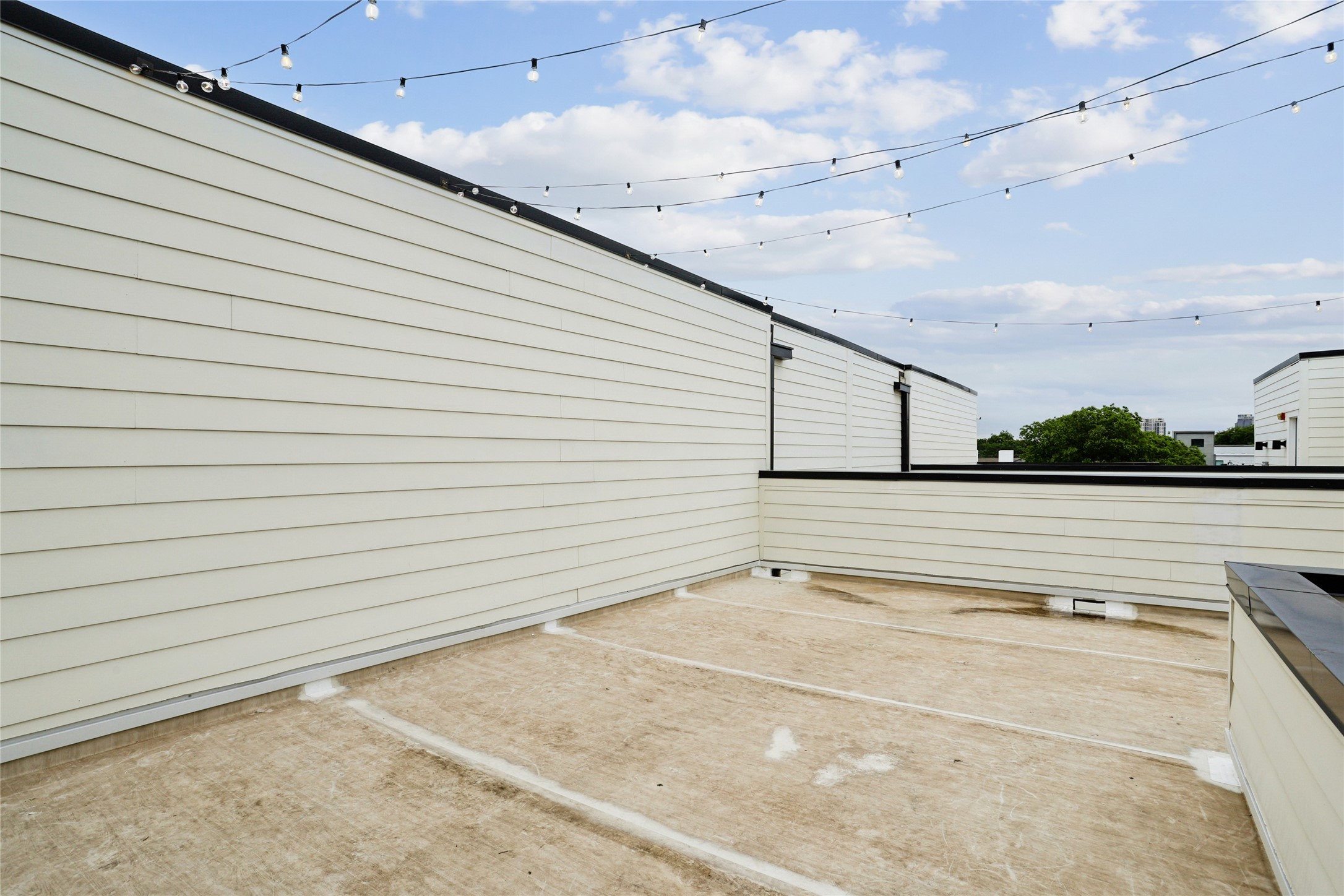 2633 Reagan Dallas TX 75219