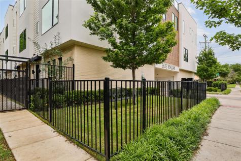 2633 Reagan Dallas TX 75219