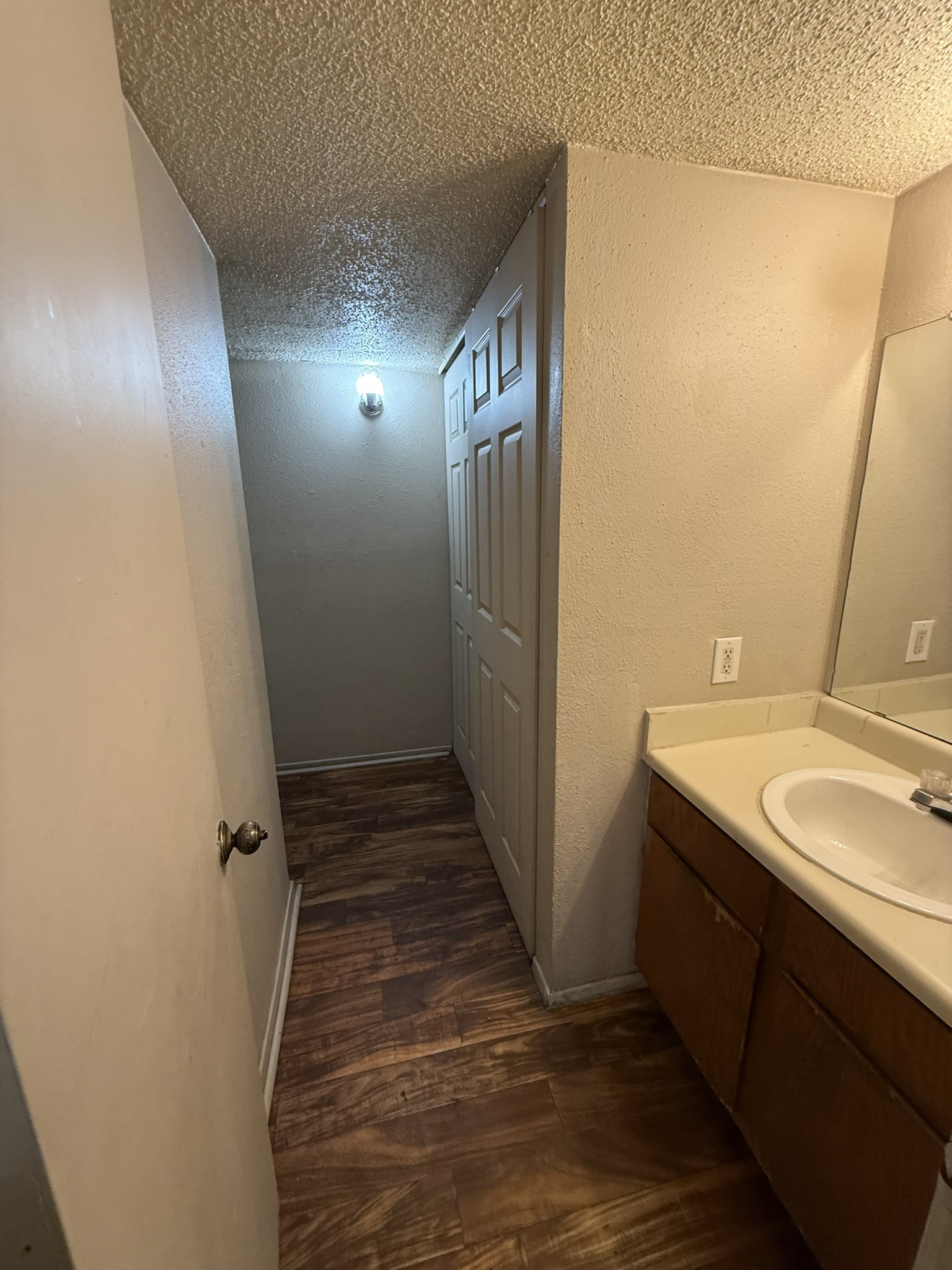 6050 Melody Lane Dallas TX 75231