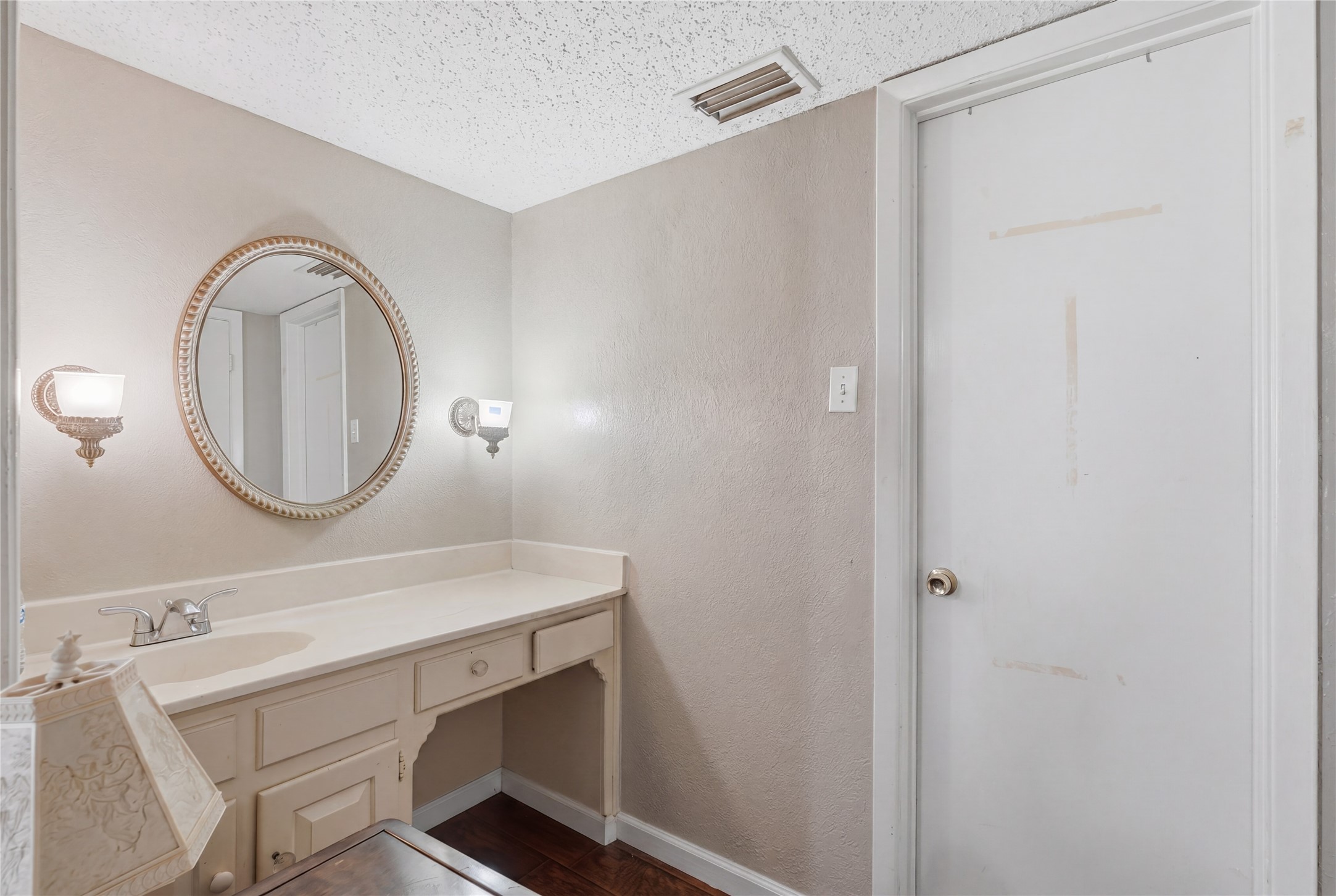 14370 Haymeadow Circle Dallas TX 75254
