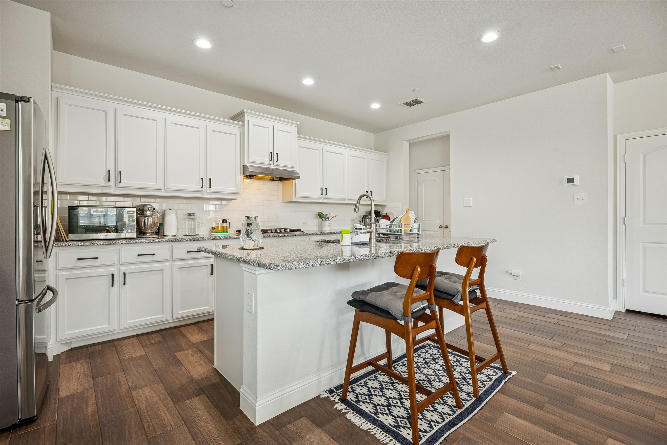 6832 Henry Drive North Richland Hills TX 76180