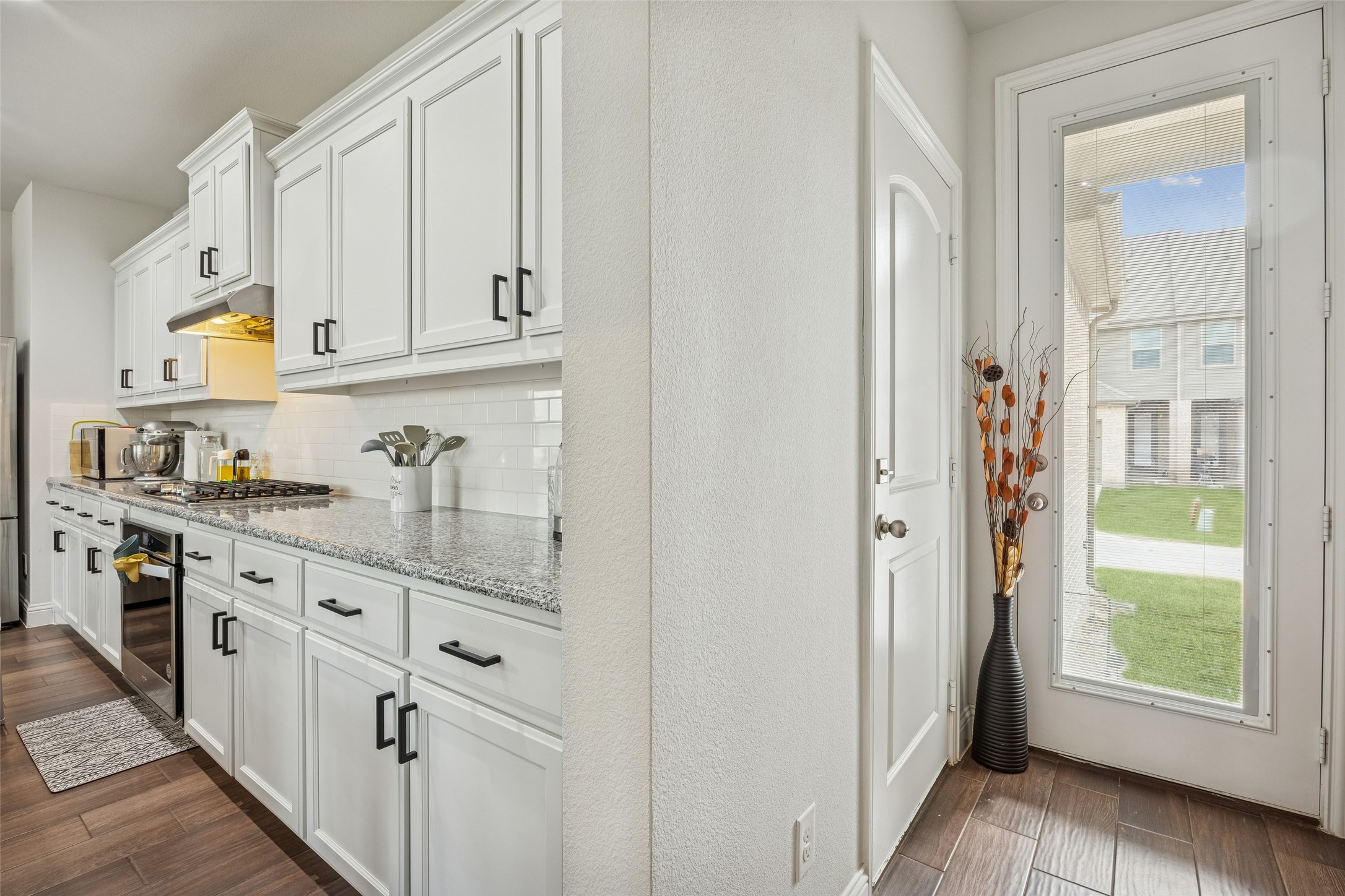 6832 Henry Drive North Richland Hills TX 76180