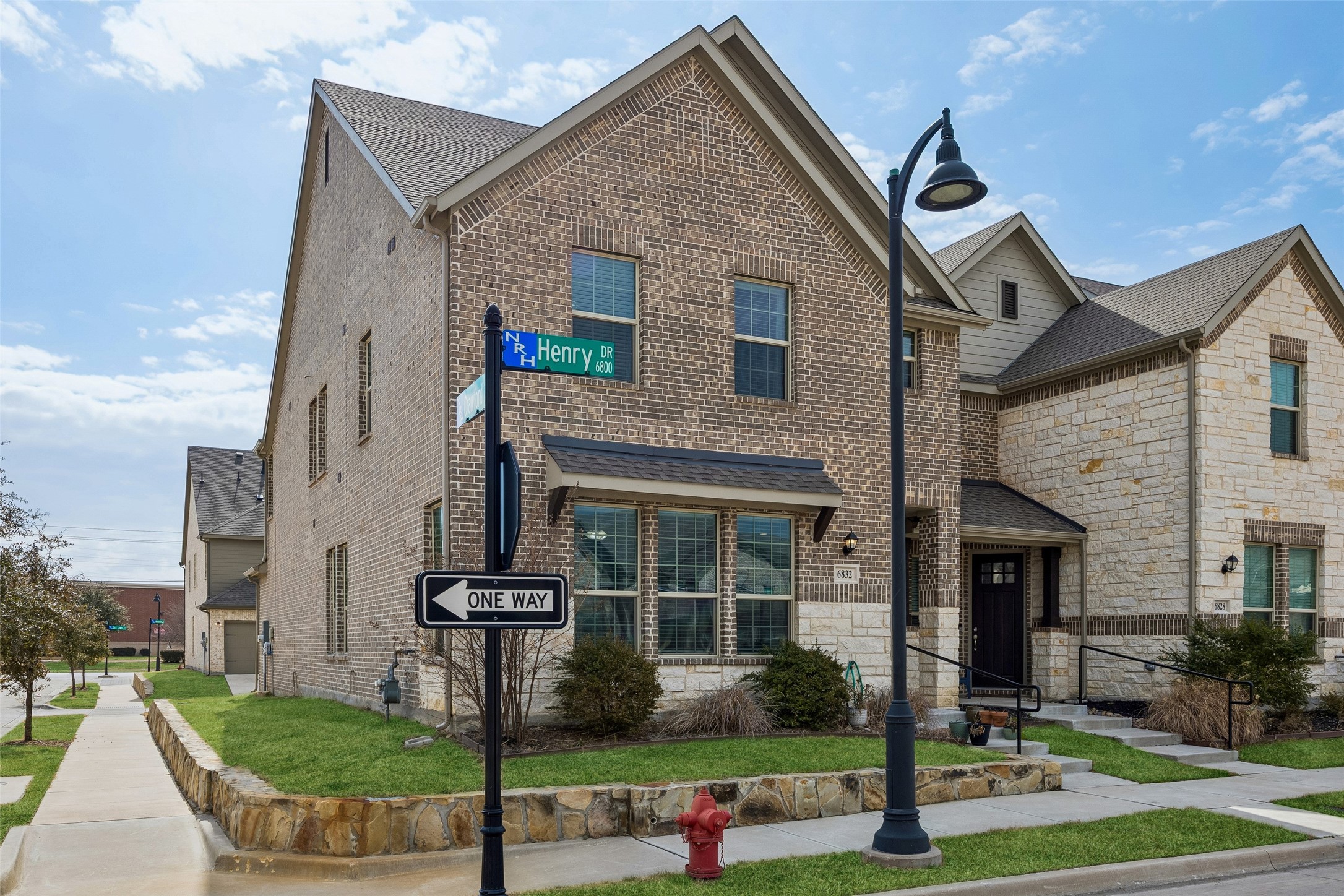 6832 Henry Drive North Richland Hills TX 76180
