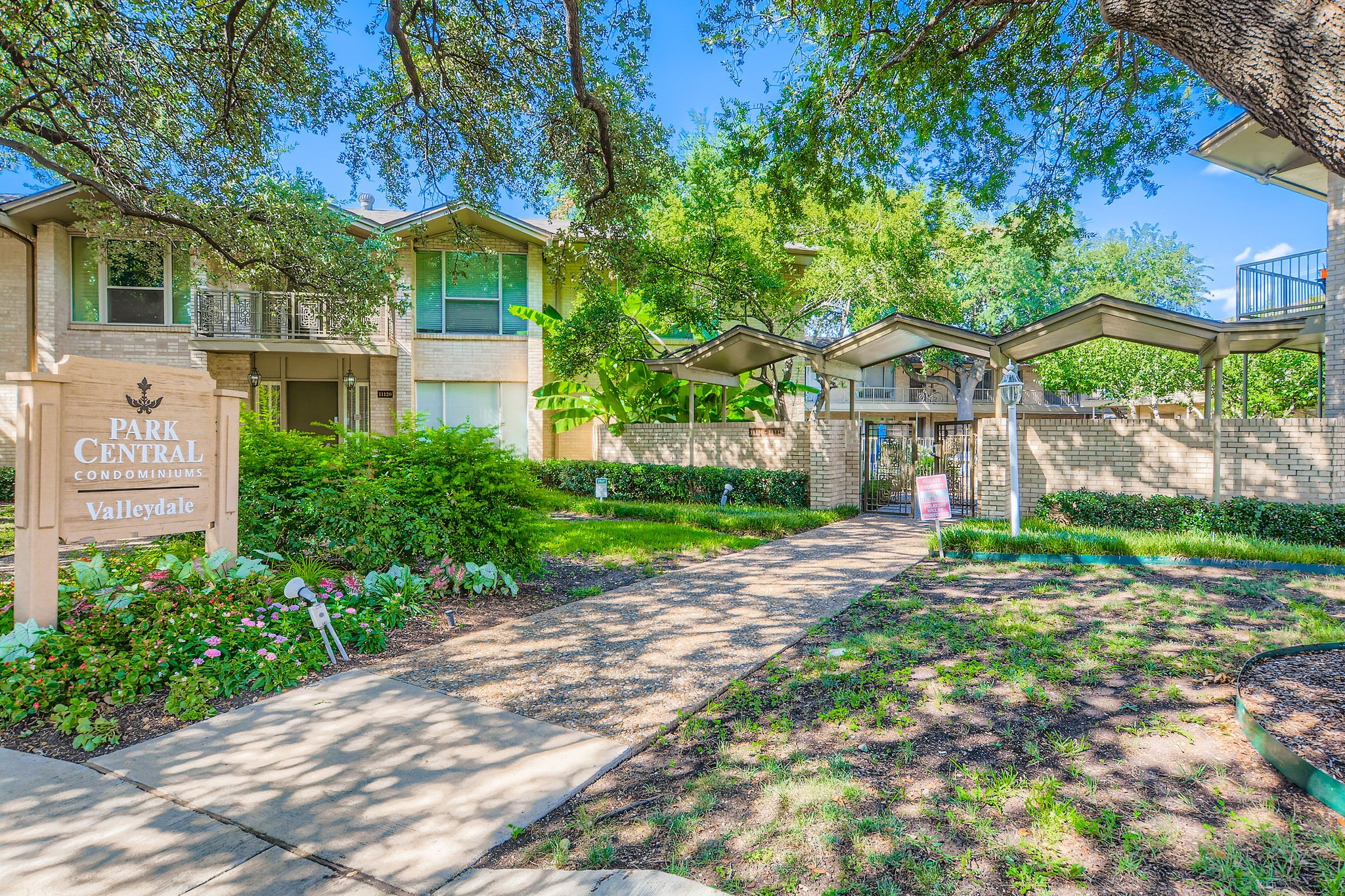 11104 Valleydale Drive Dallas TX 75230