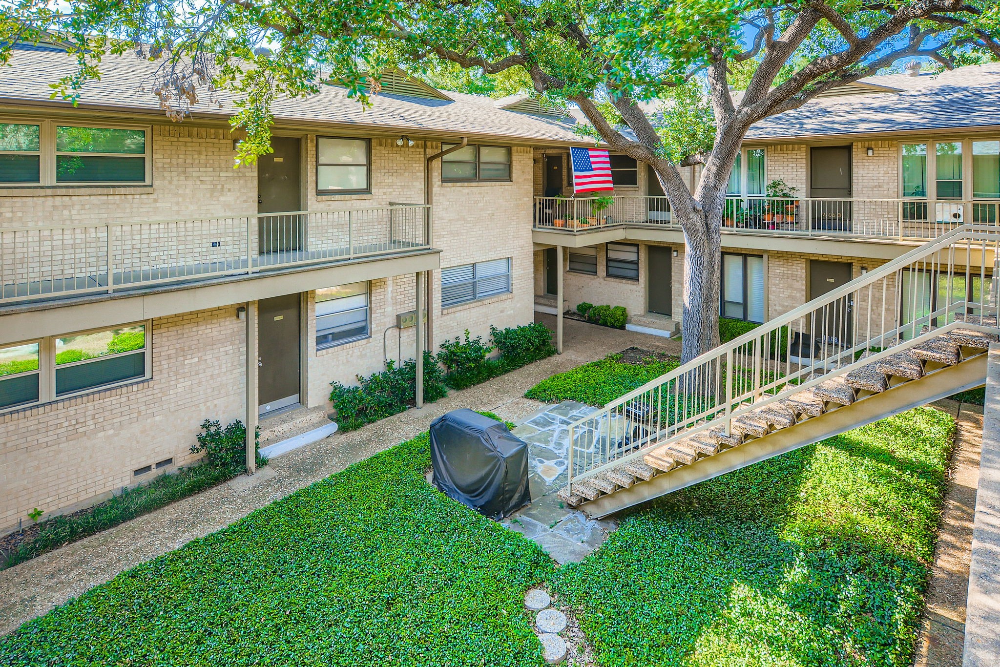 11104 Valleydale Drive Dallas TX 75230