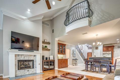 715 N Avalon Court Granbury TX 76048
