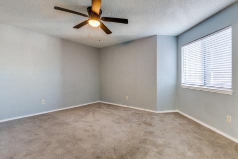 9825 Walnut Street Dallas TX 75243