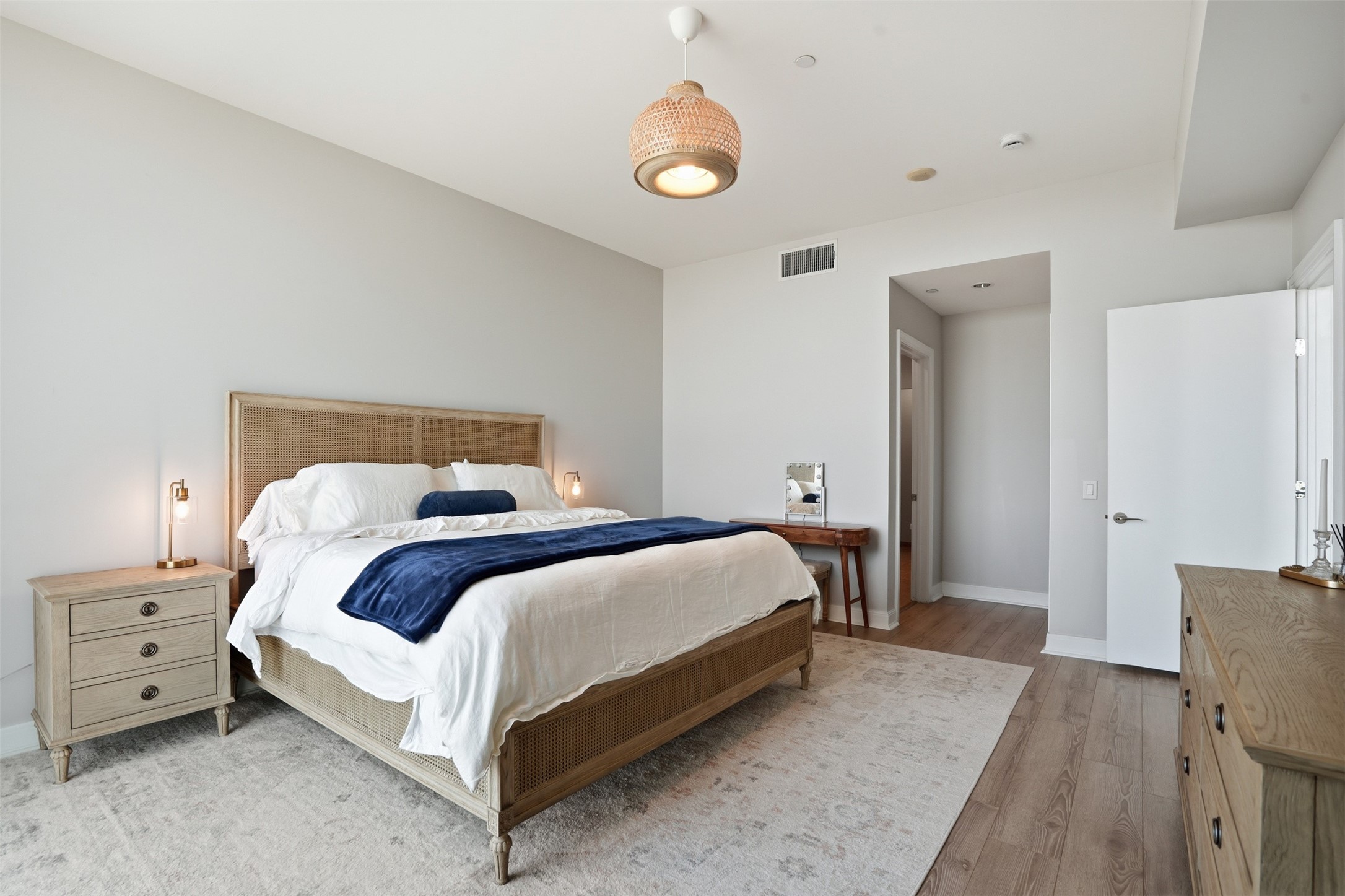 5656 N Central Expressway Dallas TX 75206