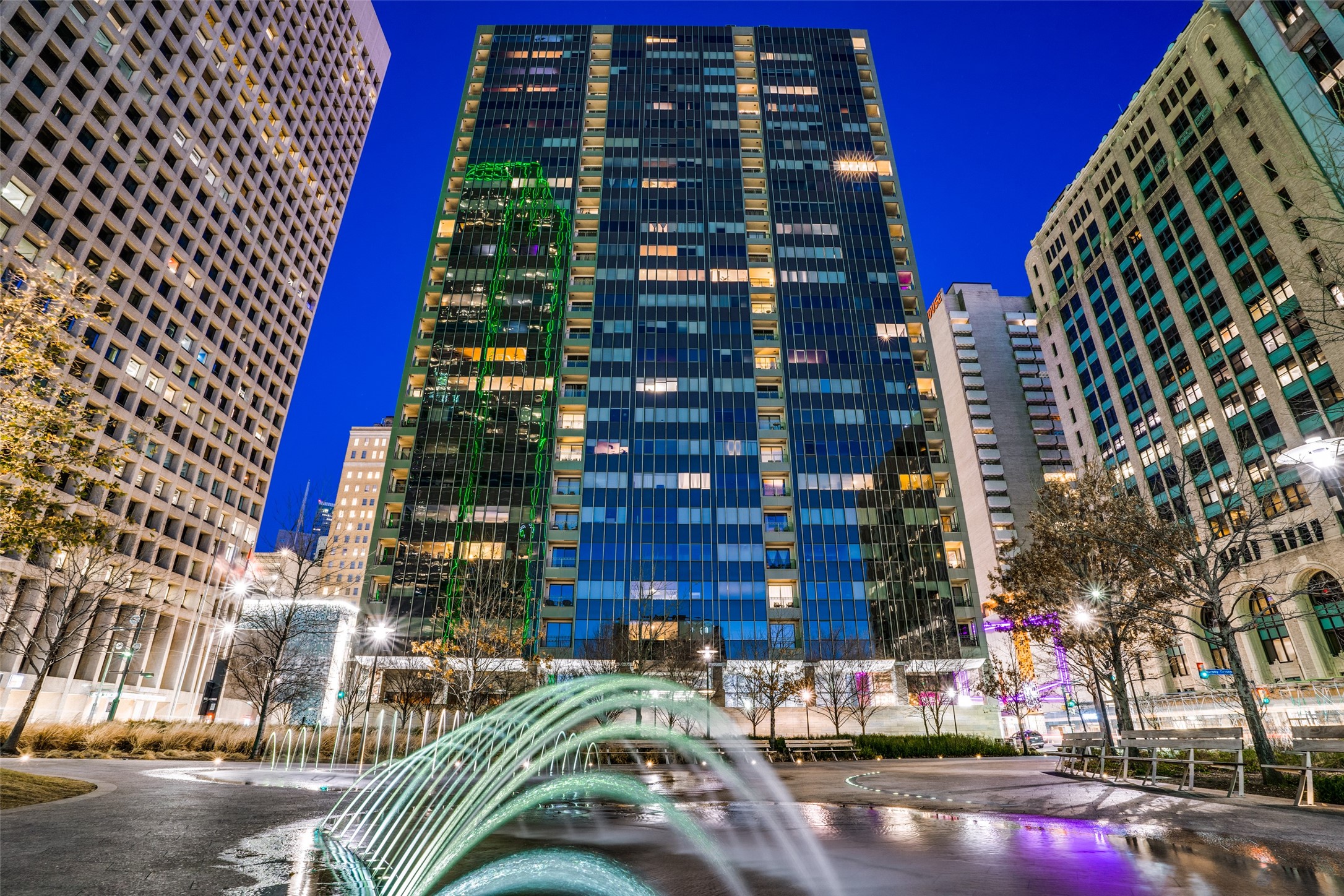 1200 Main Street Dallas TX 75202