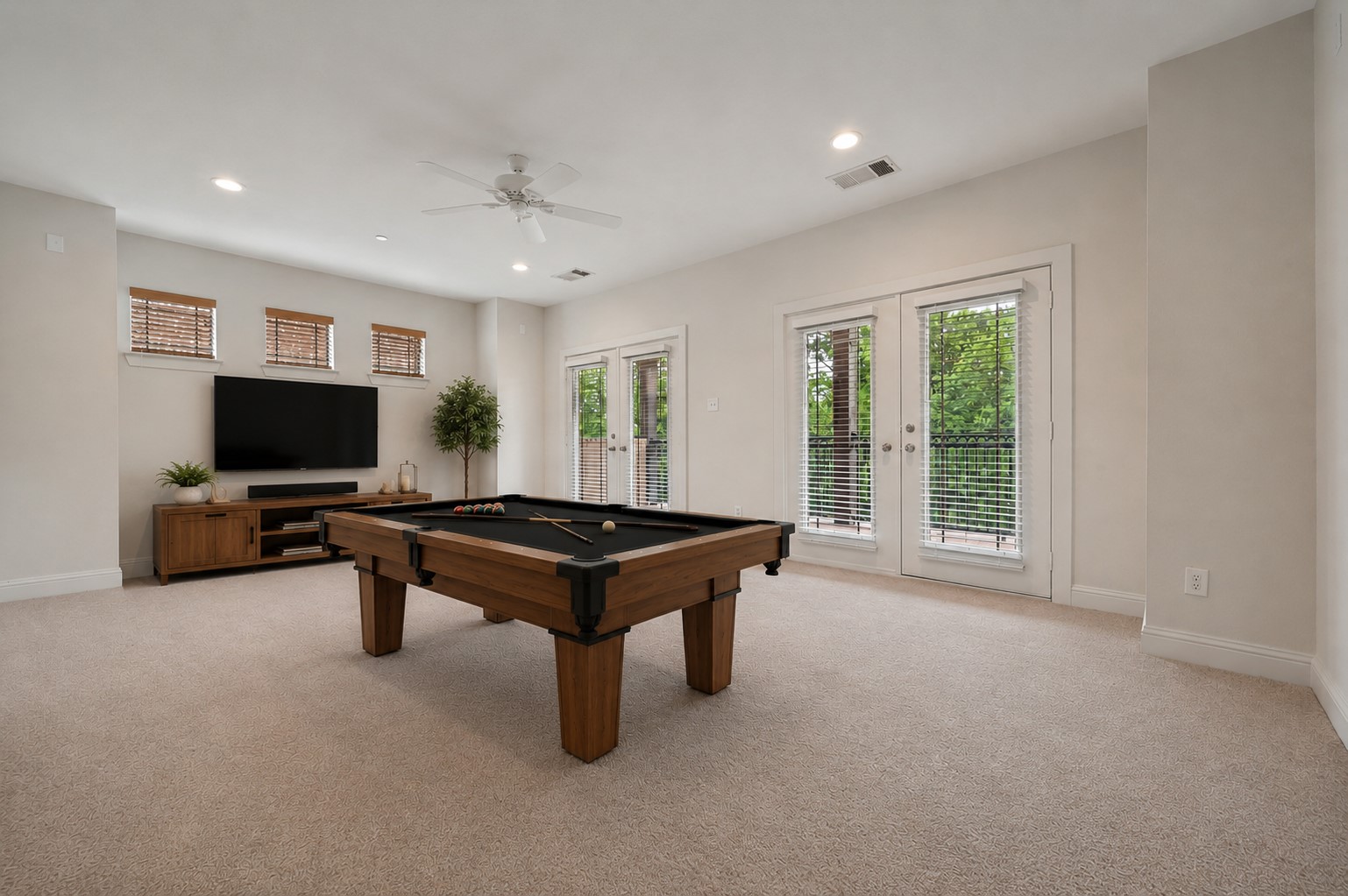 921 Brook Forest Lane Euless TX 76039