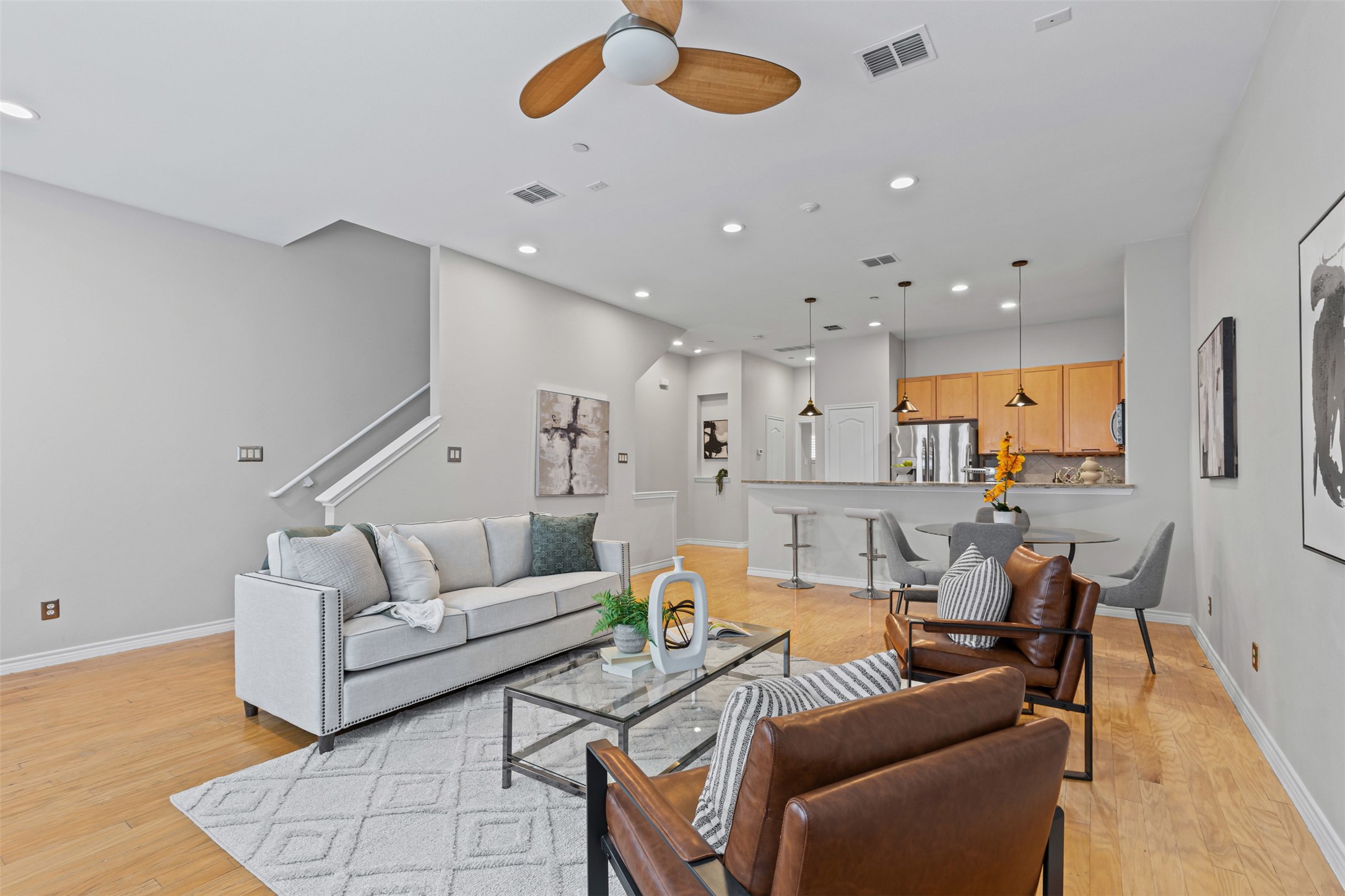 15759 Seabolt Addison TX 75001