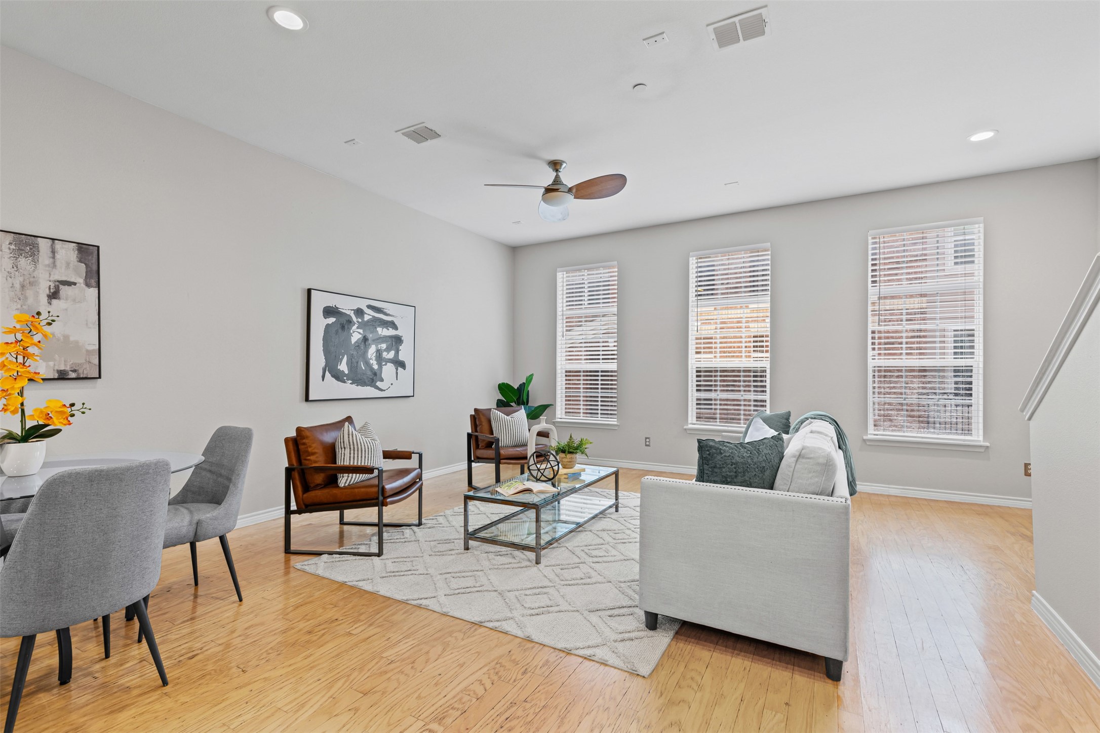 15759 Seabolt Addison TX 75001