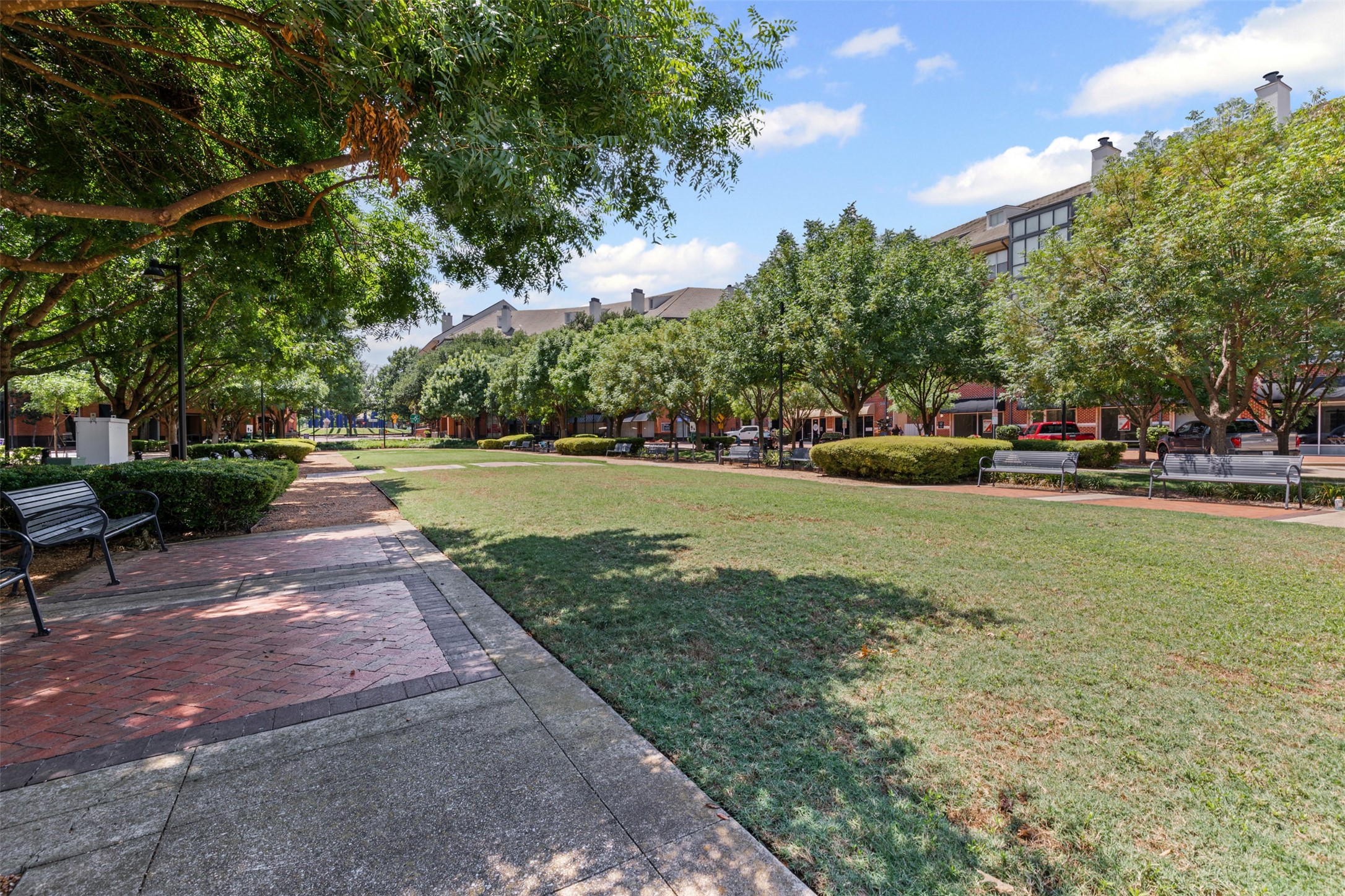 15759 Seabolt Addison TX 75001