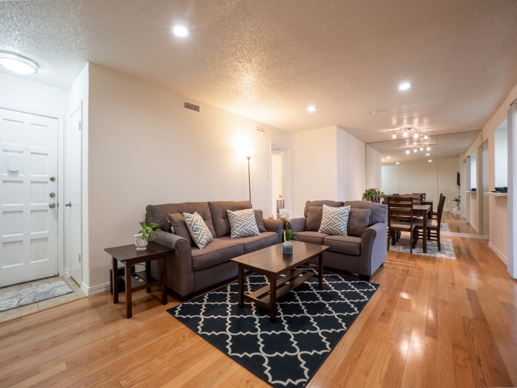 5132 Amesbury Drive Dallas TX 75206