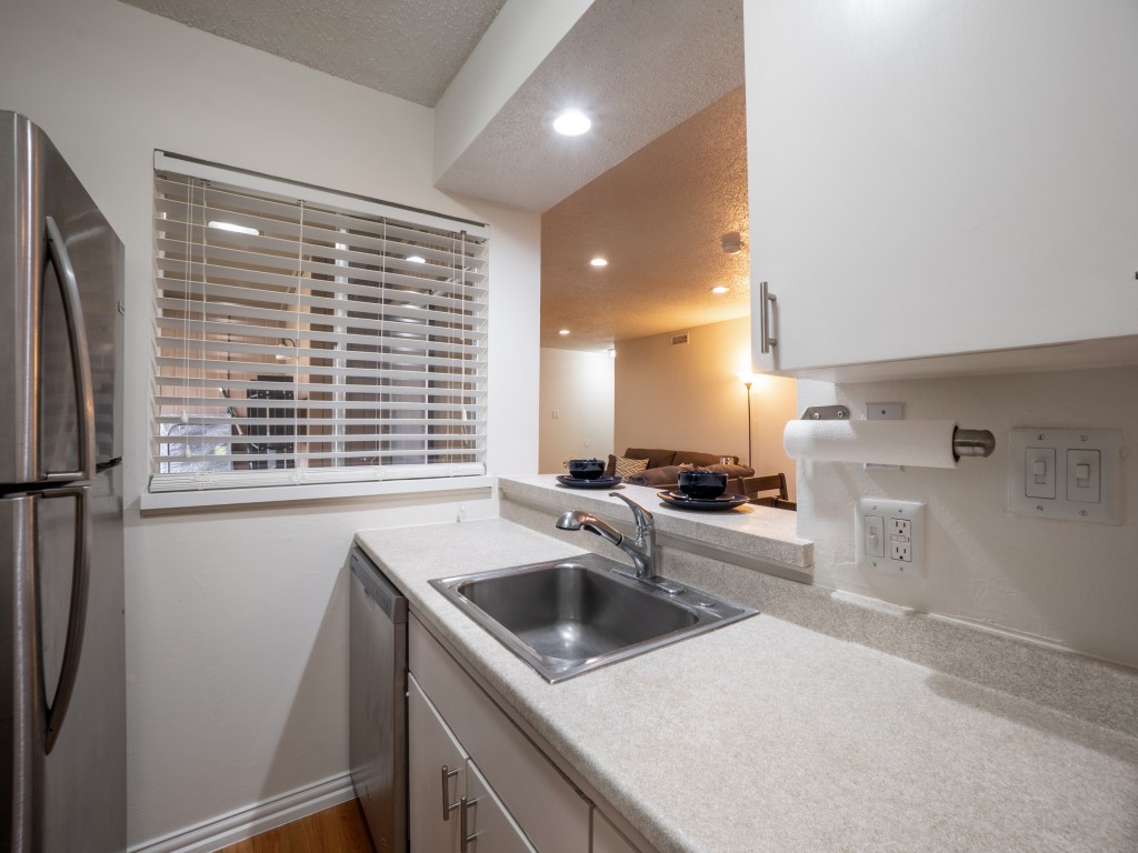 5132 Amesbury Drive Dallas TX 75206
