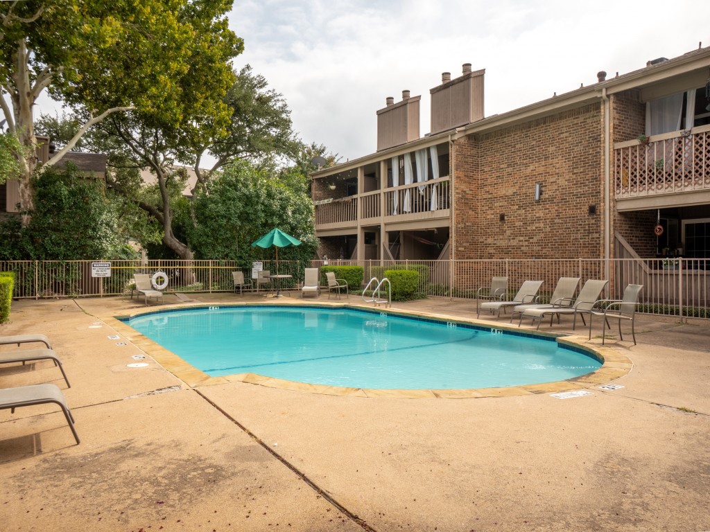 5132 Amesbury Drive Dallas TX 75206