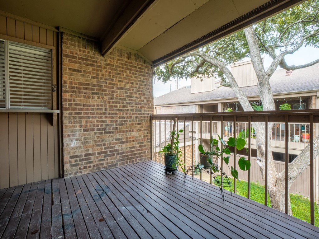 5132 Amesbury Drive Dallas TX 75206