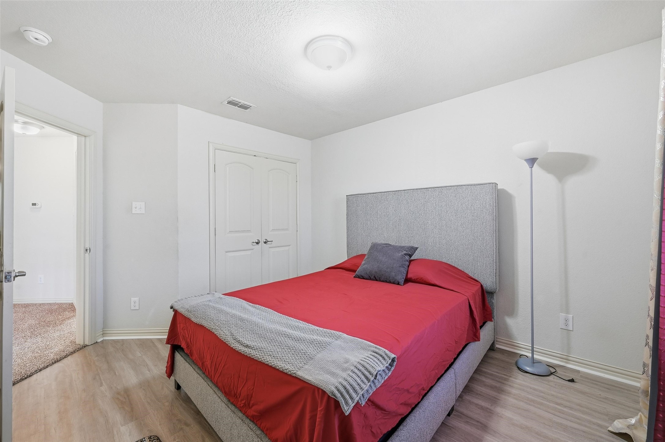 6913 Sandshell Boulevard Fort Worth TX 76137